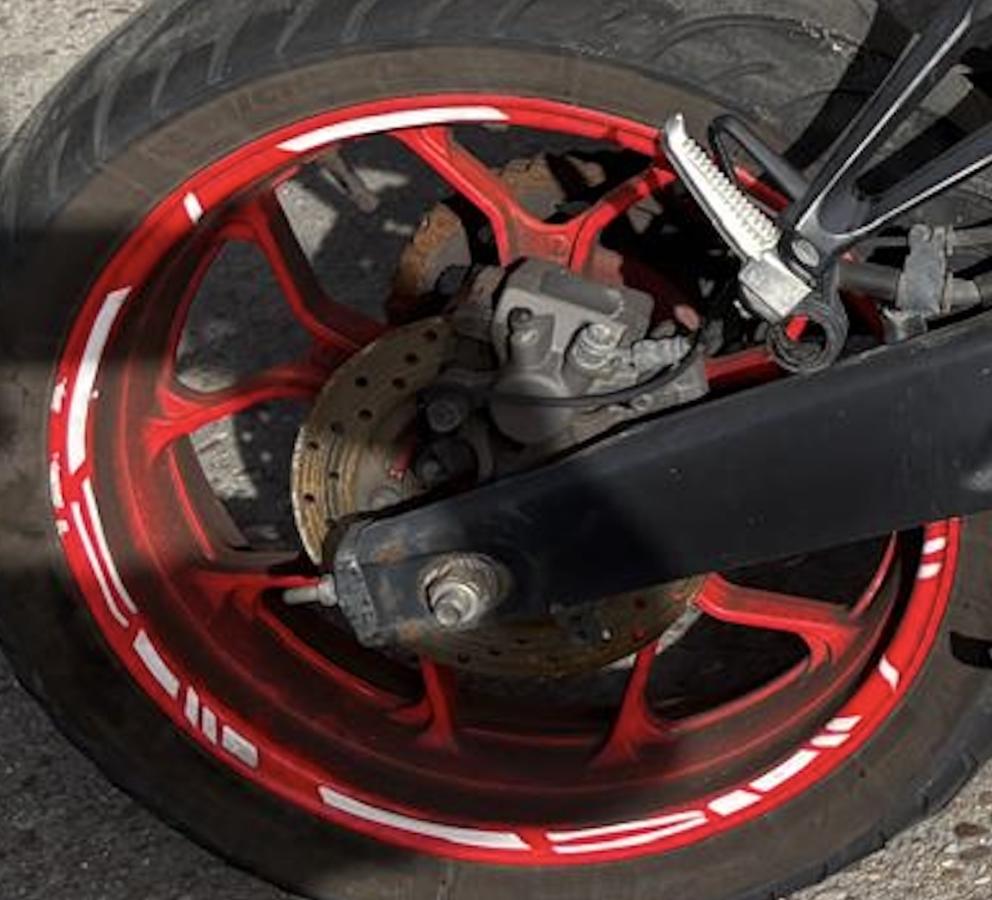 Llanta trasera MT 03 R3 YZF Yamaha SIN DISCO SIN PORTACORONAS