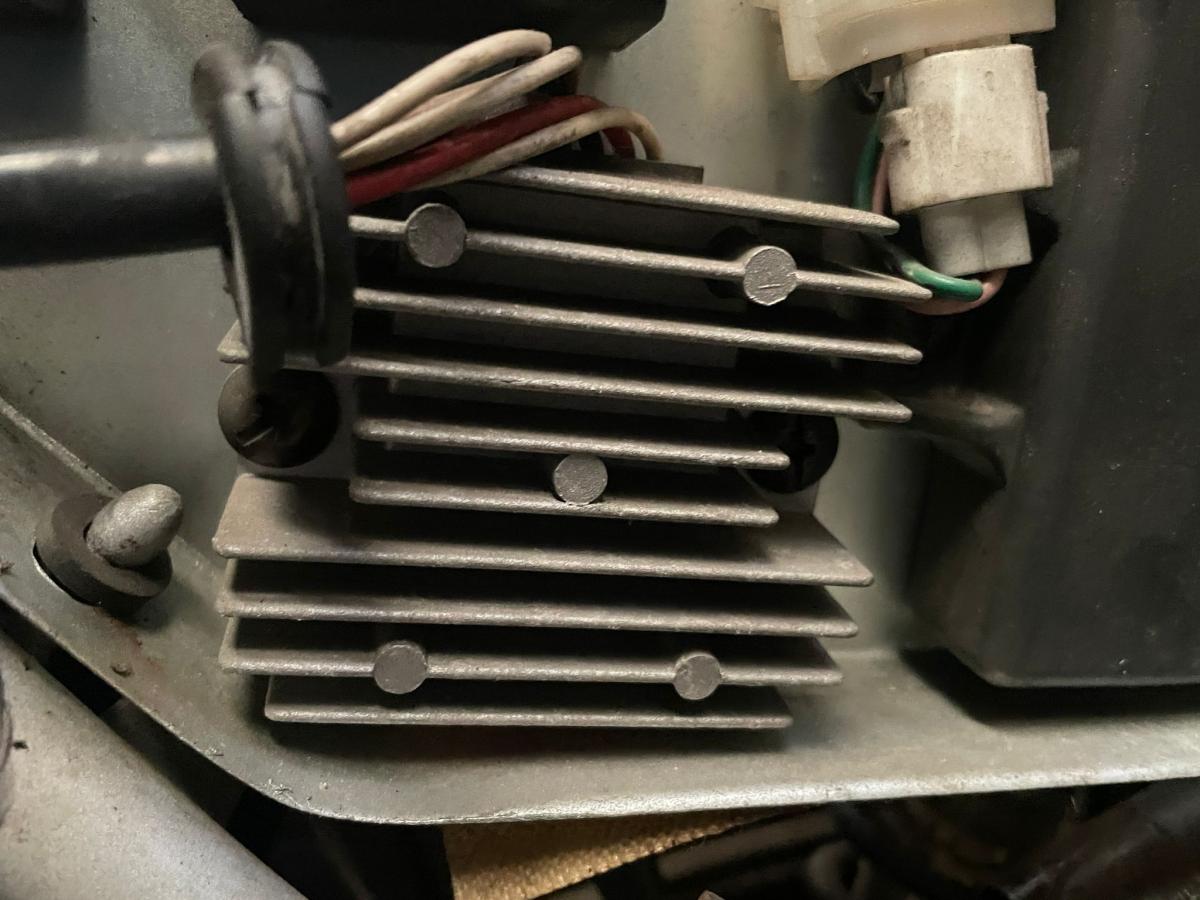 Regulador corriente Nordwest 600 RC