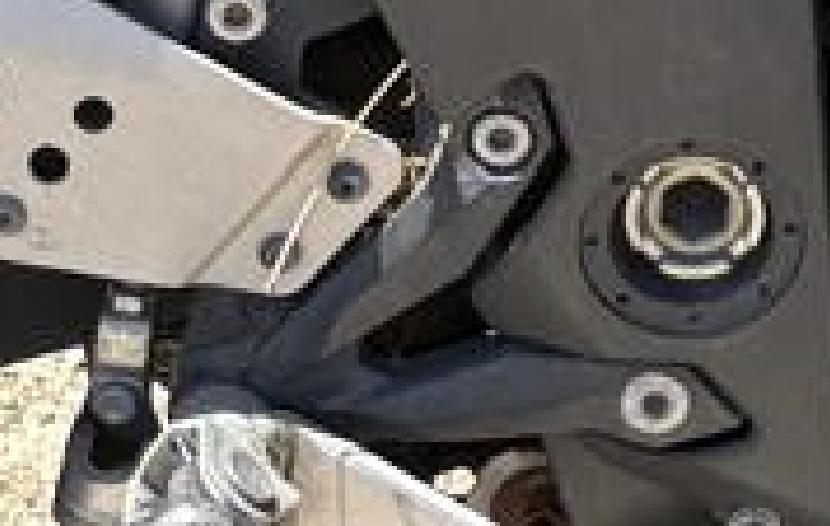 Soporte estribera Z 750 derecho Kawasaki