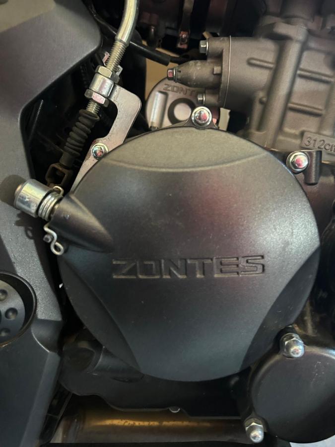 Tapa embrague R 310 R310 Zontes