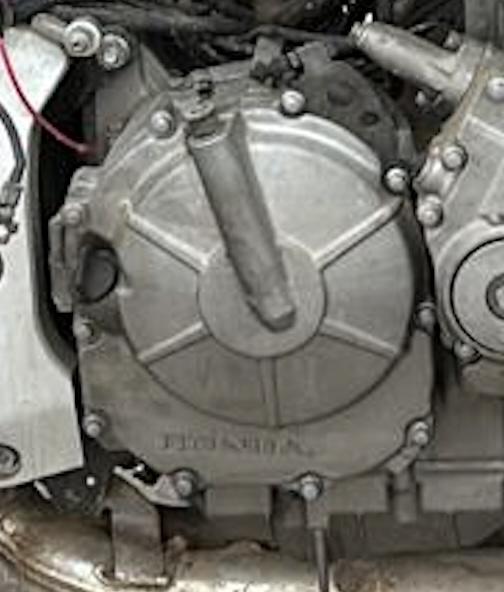 Tapa embrague Hornet 600 CB F