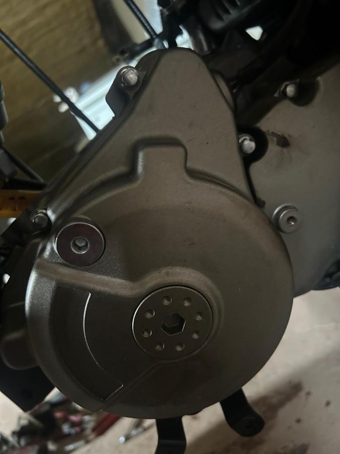 Tapa estator Zontes 125 U alternador
