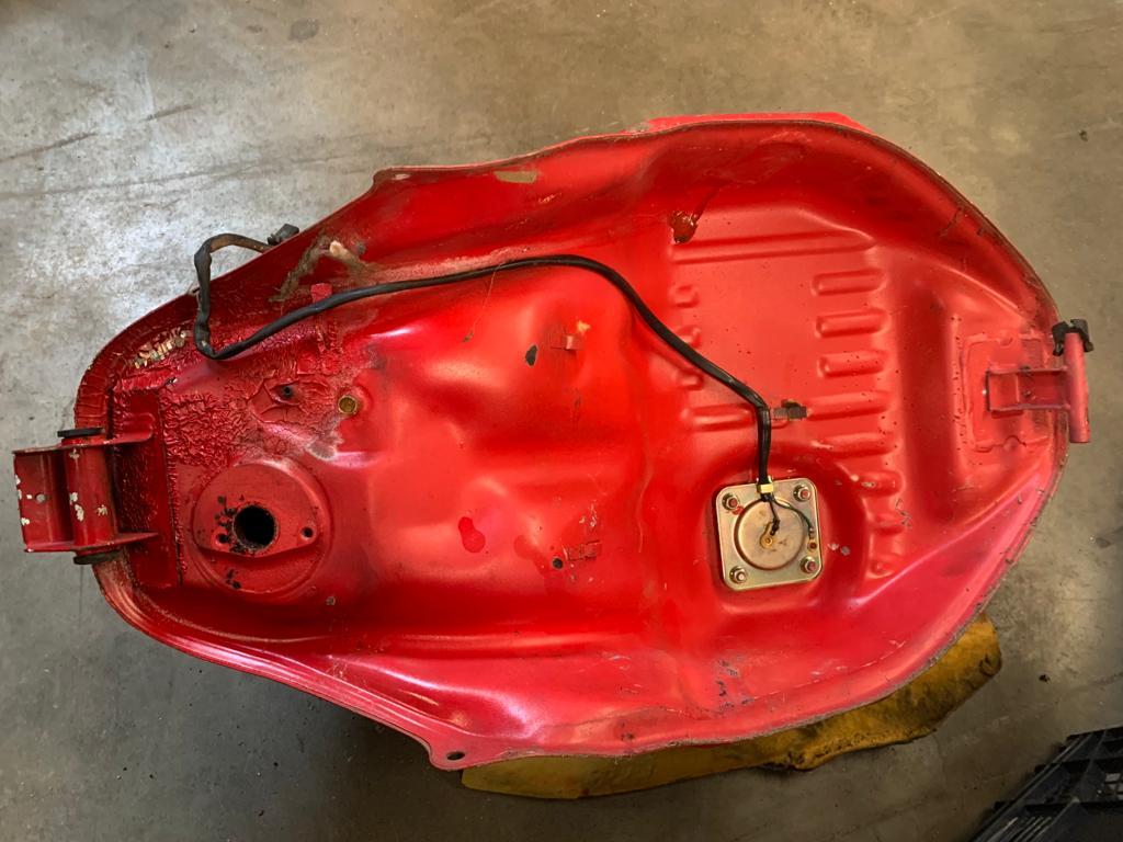 VFR750 RC36 DEPOSITO 1