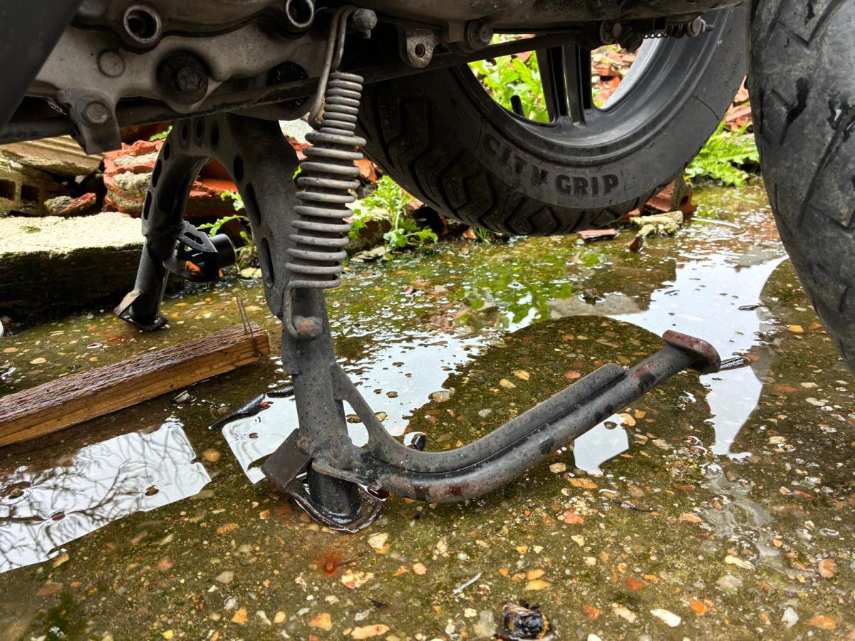 Caballete Yamaha Xenter 125 2017-2021