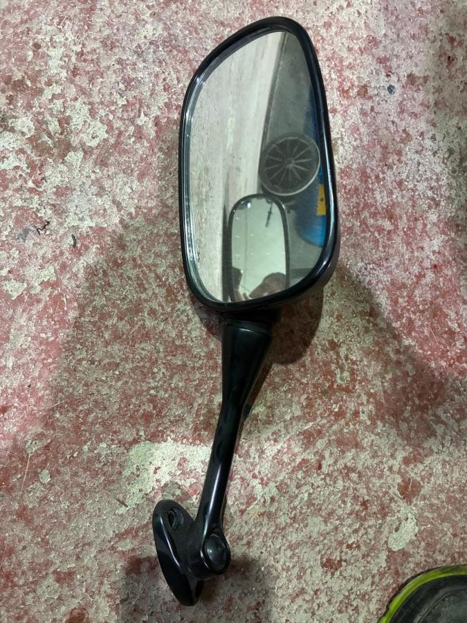 Espejo izquierdo de Honda Honda CBR 1000 RR 2006-2007