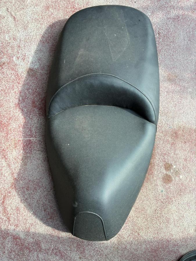 Asiento de Honda Pantheon 125/150 (FES125/150)