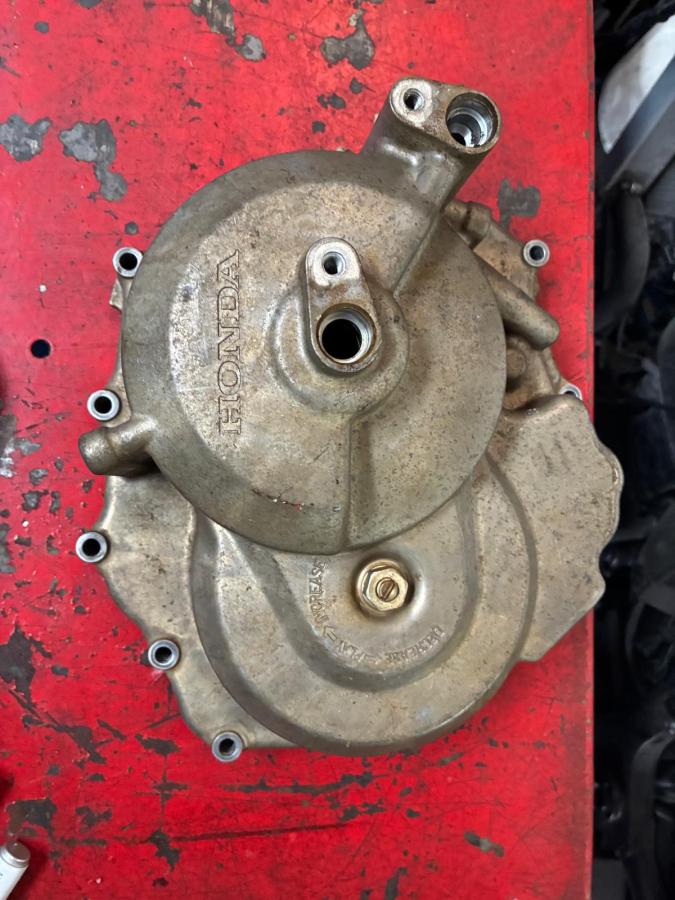 Tapa embrague carter delantero de Honda TRX 250 Sportrax