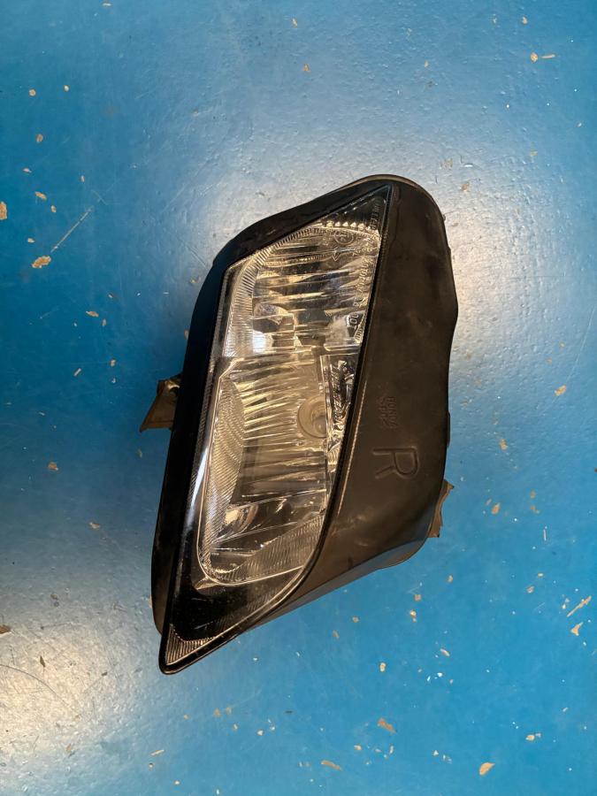 Faro delantero derecho de Honda CBR 600 RR 2003-2004